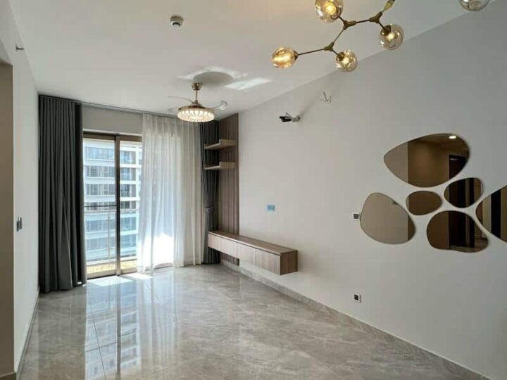 Cho thuê căn hộ 2 PN thời thượng với ban công tại Midtown Phú Mỹ Hưng
