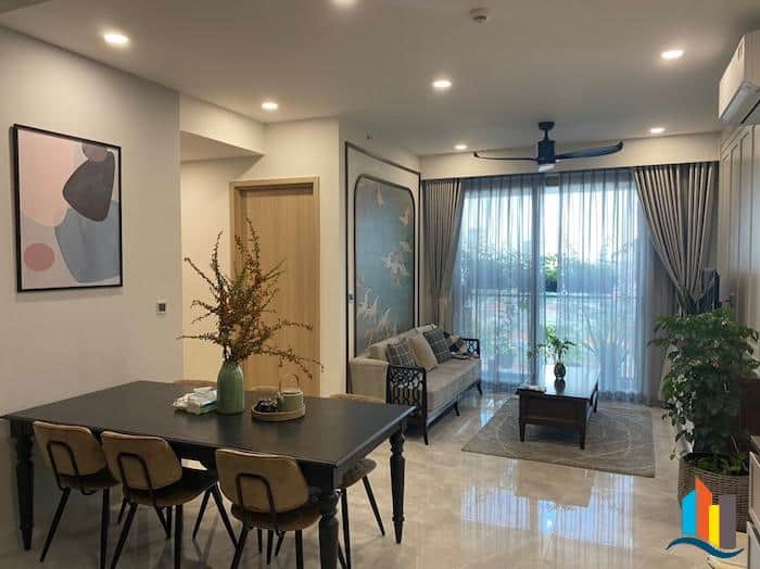 Bán căn hộ 2 PN Midtown giá rẻ, có ô xe định danh