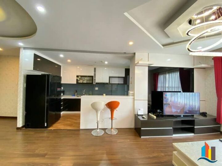 Cho Thuê Căn Hộ 2PN Sunrise City Central, 99 m2
